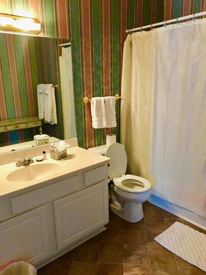 Rabbit Creek Bed & Breakfast Versailles ภายนอก รูปภาพ